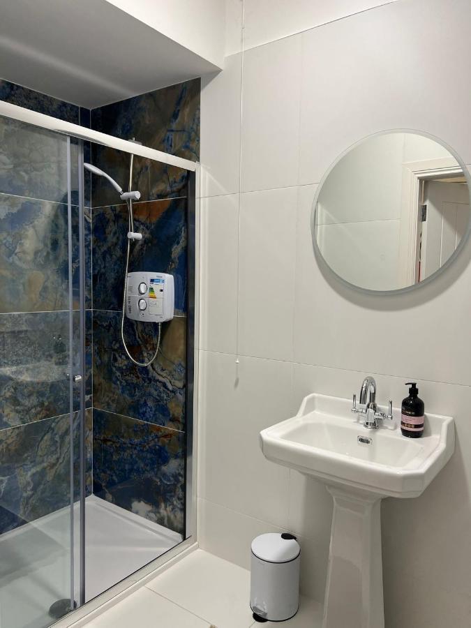 Riverfront Apartments At The Blue Goat Ramelton Экстерьер фото