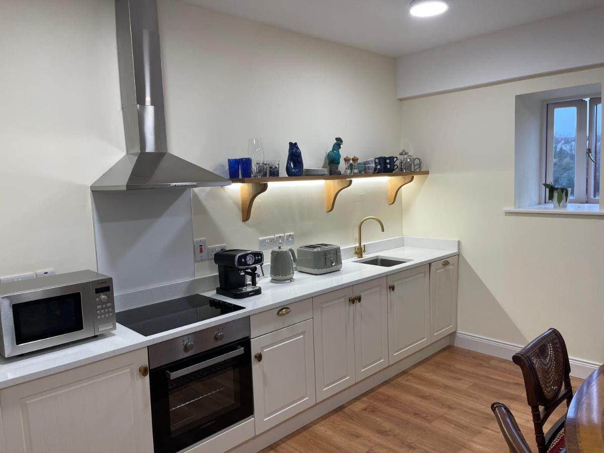Riverfront Apartments At The Blue Goat Ramelton Экстерьер фото