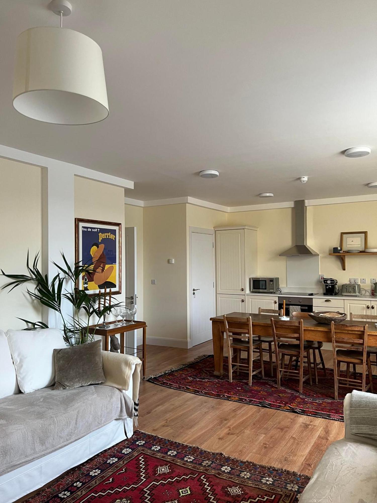 Riverfront Apartments At The Blue Goat Ramelton Экстерьер фото