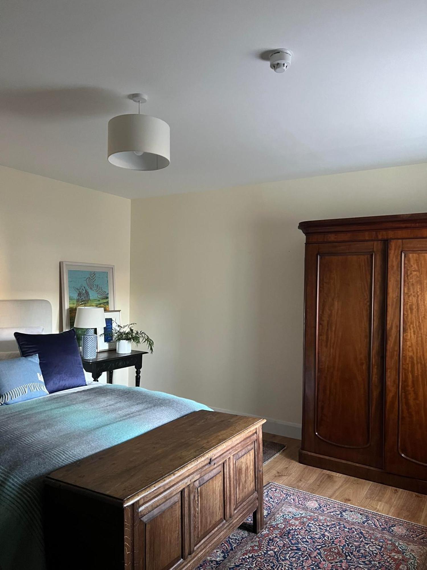Riverfront Apartments At The Blue Goat Ramelton Экстерьер фото