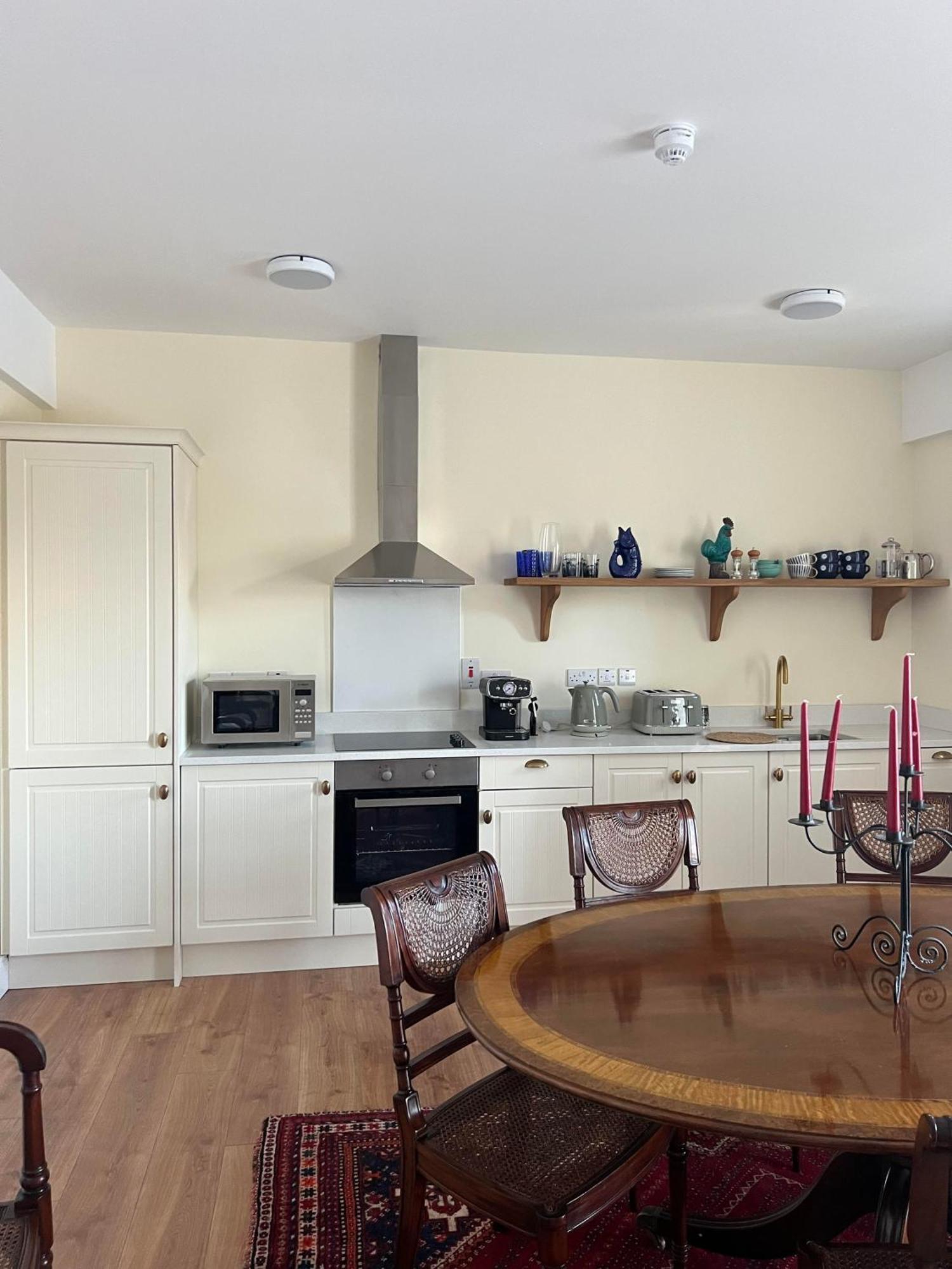 Riverfront Apartments At The Blue Goat Ramelton Экстерьер фото